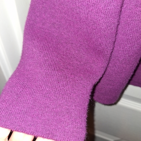 J. Jill Fushia Pink V Neck Sweater - Picture 4 of 4